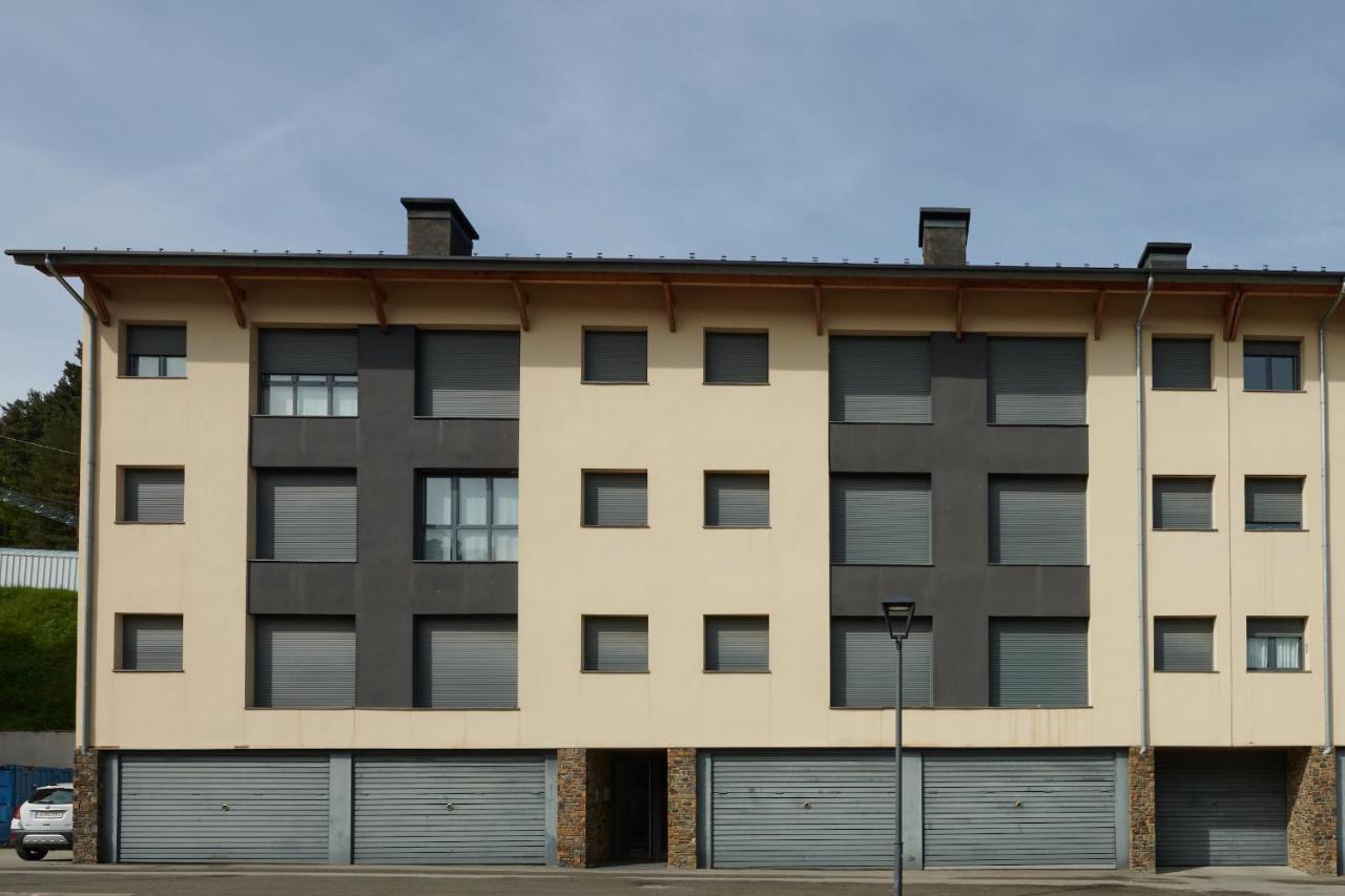 Hauzify I Apartament Bella Molina Alp Exteriör bild